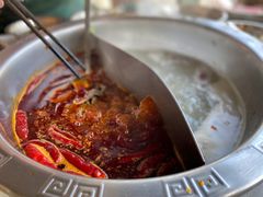 卜卜贝鸳鸯锅-憨铁匠老火锅(龙岗万科里店)