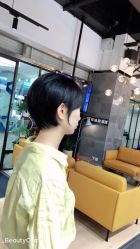 -FRIDAY星期五专业美发沙龙