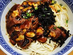 -沪西老弄堂面馆(定西路店)
