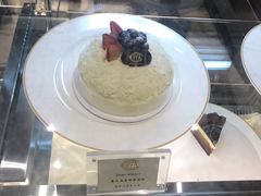 意式白雪鲜果蛋糕-COVA(上海K11艺术中心店)