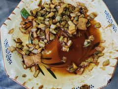 -盛得农家美食·无花果浸鸡·古法烧鸡·竹筒饭(白水寨森林海店)