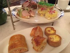 红丝绒下午茶-Salon de Ville浦江汇(上海外滩华尔道夫酒店店)