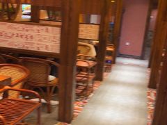 -东巴婆婆云南鱼豆花火锅(大东门店)