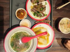 -大食代美食广场(上海中心店)