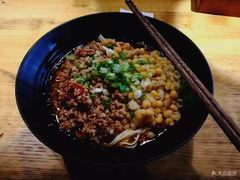 -胡桃里音乐酒馆(曲江店)