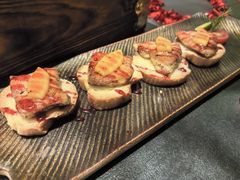 -蟹犇前•帝王蟹雪蟹(陆家嘴店)