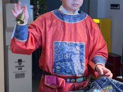 -包整·丝娃娃(甲秀楼景观店)