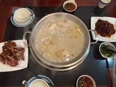 -老来福·非遗酸汤兔(凯旋路店)