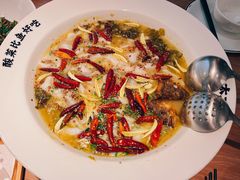 -太二酸菜鱼(武汉光谷保利店)