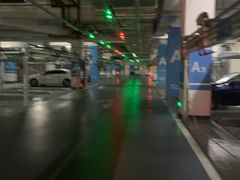 -龙湖虹桥天街-停车场