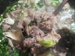 -乐山食古香跷脚牛肉