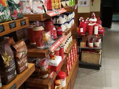 零售区-星巴克臻选(成都宽窄巷子店)