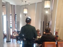 -黄泥岗·地道湖北菜(奥特莱斯店)