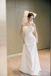 -衣贝姿婚纱礼服馆
