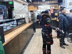 -亮亮面馆(经六路店)