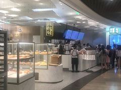 -奈雪的茶(市百一店)