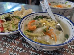 鲜肉馄饨-长人馄饨铺(解放街店)