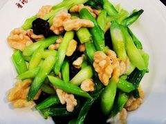 桃仁芥兰-晋阳饭庄(虎坊桥店)