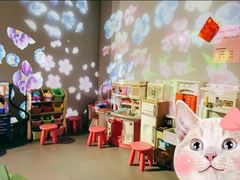 -彩色熊猫剧场