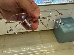 -新视达眼镜店·蔡司·依视路(名镜苑店)