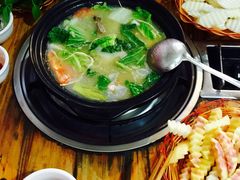 -阿婆情腊排骨火锅(金虹路店)