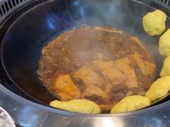 -哈尔滨烧烤·山河村铁锅炖(交大店)
