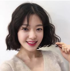 -朗峰专业美发沙龙