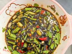 -光头药膳鸡(莱茵小镇店)