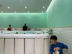 -Pony Baby宝尼婴幼儿游泳SPA馆