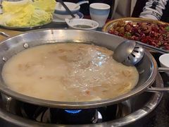 -老来福·非遗酸汤兔(凯旋路店)