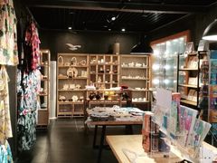 -三亚火车头万人海鲜广场