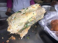 -正宗杂粮煎饼香软鸡蛋饼