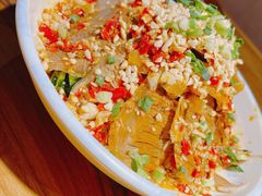 -先启半步颠小酒馆(虹桥龙湖天街店)
