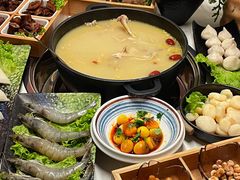 -汤宴·参须肚包鸡(南京路店)