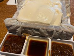 -95号酱骨·一块豆腐(展春园西路店)