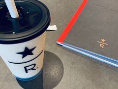 -星巴克臻选(上海合生汇1F店)