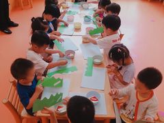 -小门牙好性格托育(北外滩中心)