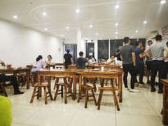 大堂-何记酿皮店(西流湾店)