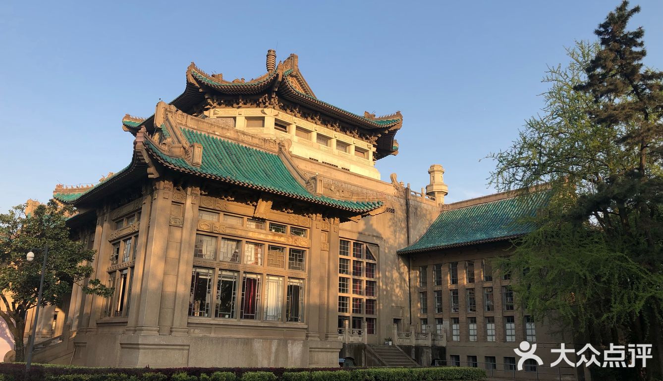 武汉旅游攻略-武大樱花
