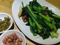 生炒广东菜心-潮粥荟·潮汕砂锅粥(朝阳大悦城店)