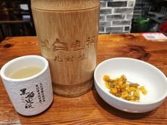 -黑白电视长沙小吃(美林M·LIVE天地东座店)