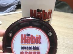 -The Habit Burger Grill 哈比特汉堡(爱琴海店)