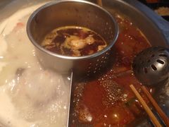 -佬土鹅肠火锅(解放路店)