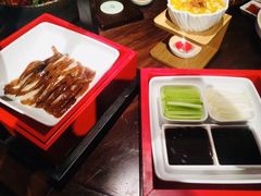 -韵秋荷(宝山龙湖天街店)