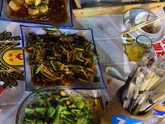 -兆辉木炭海鲜烧烤·海鲜小炒