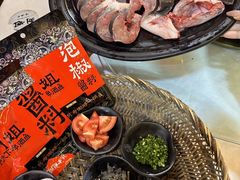 -刘姐啤酒鱼民族演艺餐厅(西街总店)