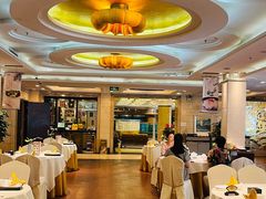 -顺峰海鲜酒楼(省府店)