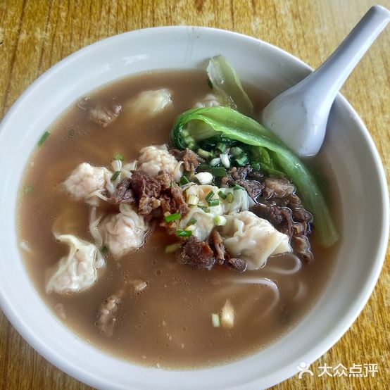 达记牛腩粉面店(白沙店)