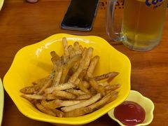 -BHC炸鸡(明洞总店)