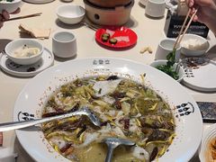 -渔语鱼酸菜鱼新川菜(来福士店)